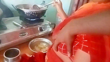 Kitchen Aunty Xxx - Desi XXX porn. Big boob Kerala aunty enjoyed sex by house owner | AREA51. PORN