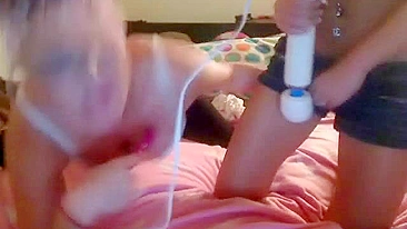 College Teens' Homemade Masturbation Orgasm with Vibrators on Webcam!