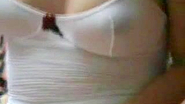 Beauty Wife Solo Masturbation Session Leads to Mind-Blowing Orgasm