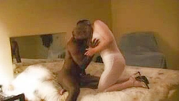 Wife Shares Big Black Cock with Hubby in Homemade Threesome
