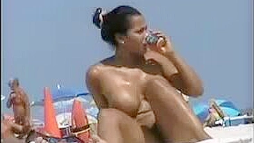 Video desnuda Voyeur playa